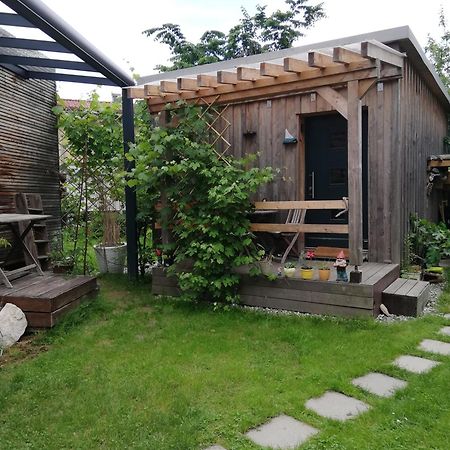 Behagliches Tiny House In Seenaehe Villa Hoechst Exterior photo