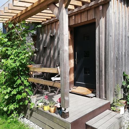 Behagliches Tiny House In Seenaehe Villa Hoechst Exterior photo